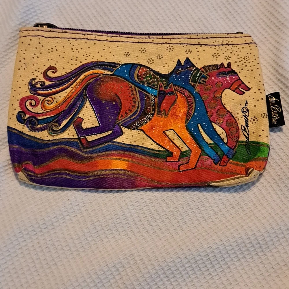 Zip Pouch 7/17